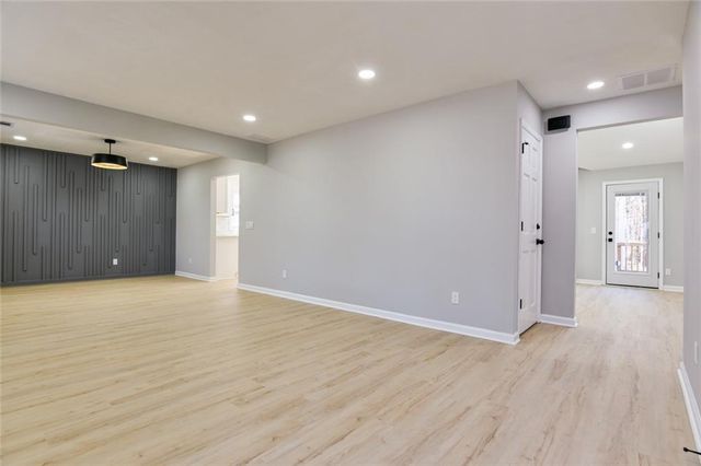 2087 Tanglewood Drive, Snellville, GA 30078