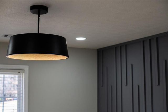 2087 Tanglewood Drive, Snellville, GA 30078