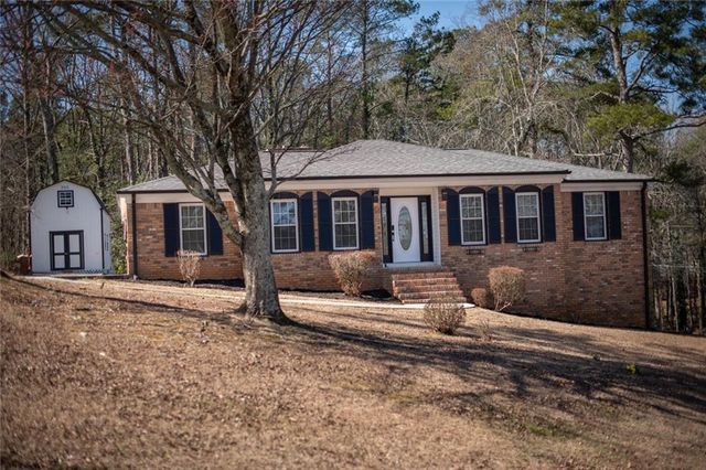 2087 Tanglewood Drive, Snellville, GA 30078