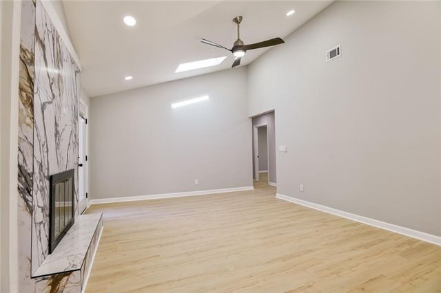 2087 Tanglewood Drive, Snellville, GA 30078