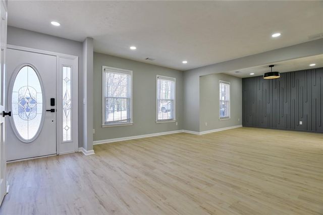 2087 Tanglewood Drive, Snellville, GA 30078