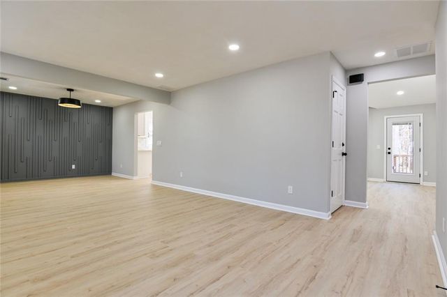 2087 Tanglewood Drive, Snellville, GA 30078