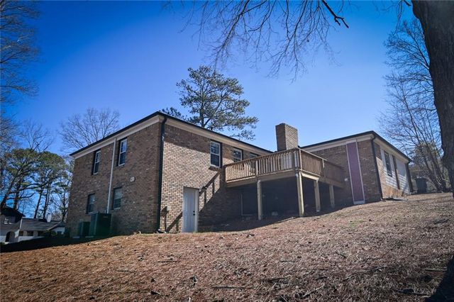 2087 Tanglewood Drive, Snellville, GA 30078