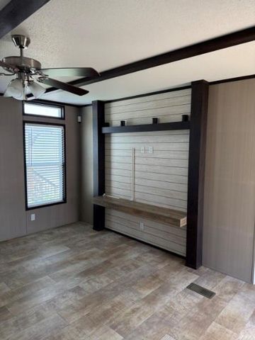 20410 Telge Road 11, Tomball, TX 77377