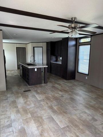 20410 Telge Road 11, Tomball, TX 77377