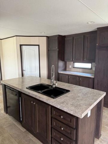 20410 Telge Road 11, Tomball, TX 77377