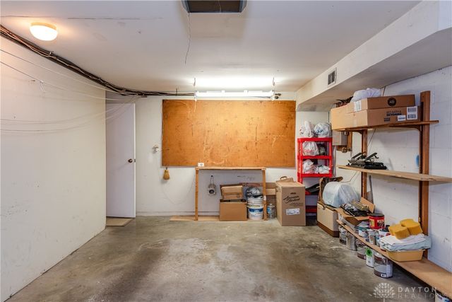 5875 Overbrooke Road, Dayton, OH 45440