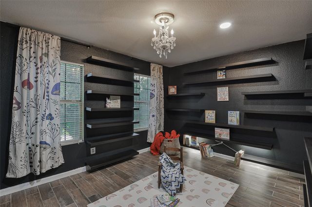 8319 Lemongrass Avenue, Baytown, TX 77521