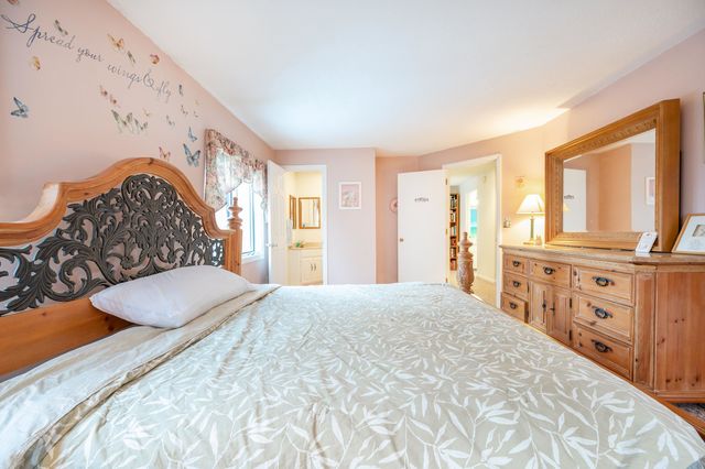 79 Clarina Nichols Lane, Hartford, VT 05059