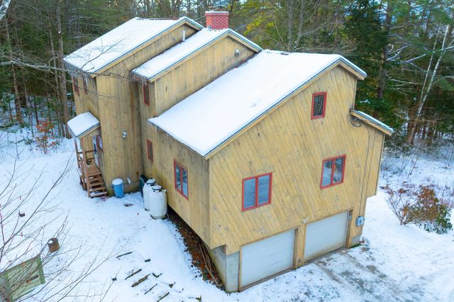 79 Clarina Nichols Lane, Hartford, VT 05059