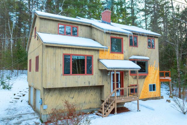 79 Clarina Nichols Lane, Hartford, VT 05059