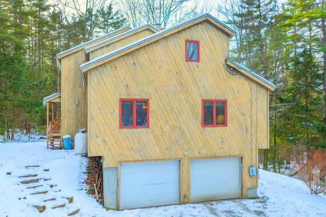 79 Clarina Nichols Lane, Hartford, VT 05059