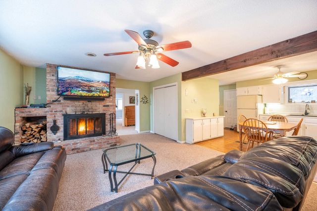 79 Clarina Nichols Lane, Hartford, VT 05059