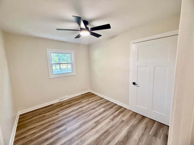 4980 E 27th Avenue, Lake Station, IN 46405