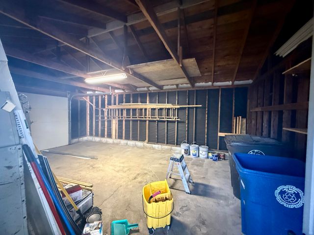 4980 E 27th Avenue, Lake Station, IN 46405