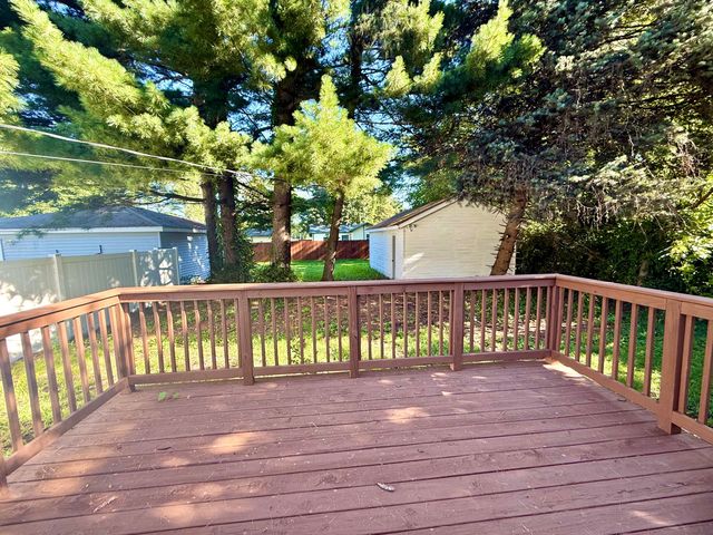 4980 E 27th Avenue, Lake Station, IN 46405