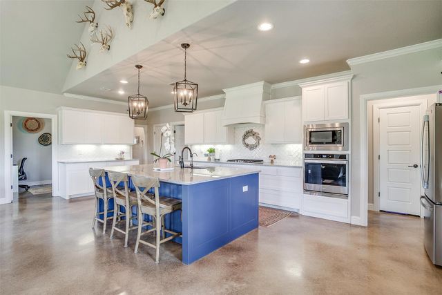 23973 S Highway 377, Cresson, TX 76035