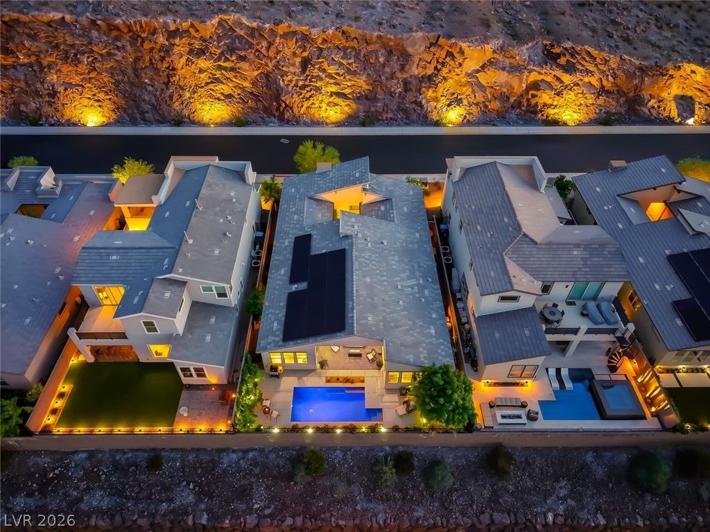 Image 44 of property listing at 1972 Canyon Highlands Drive, Henderson, NV 89052