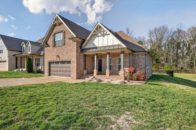 300 Timber Ln, Lebanon, TN 37087