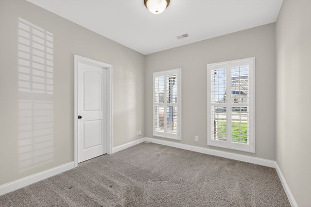 300 Timber Ln, Lebanon, TN 37087