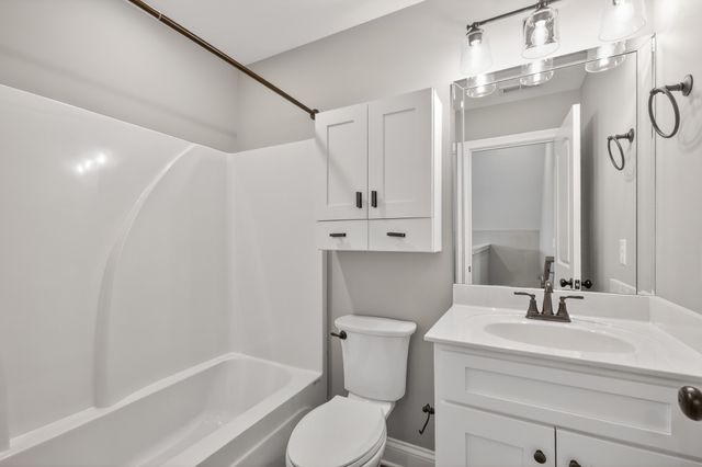 300 Timber Ln, Lebanon, TN 37087