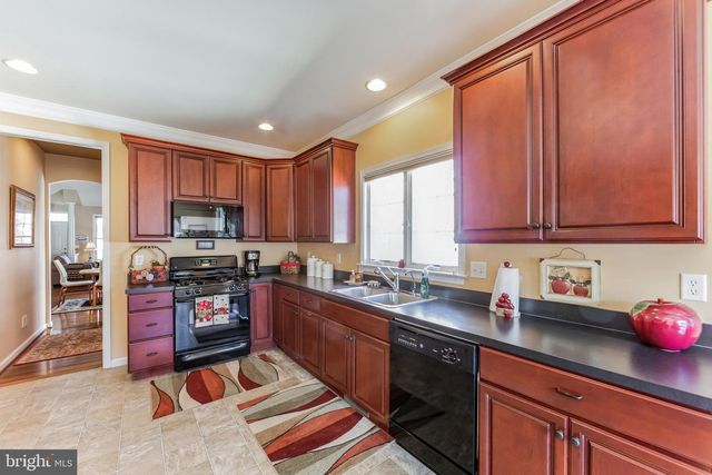 346 CARLISLE DR, Avondale, PA 19311