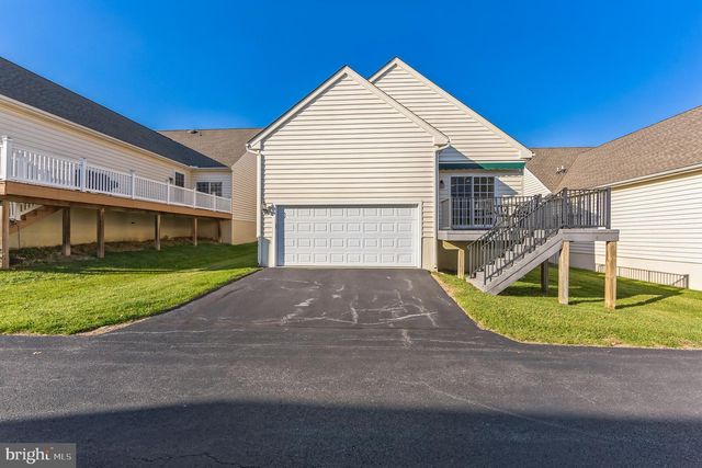 346 CARLISLE DR, Avondale, PA 19311