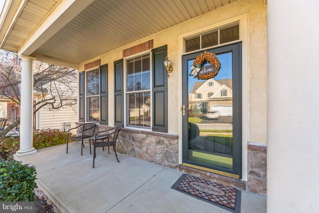 346 CARLISLE DR, Avondale, PA 19311