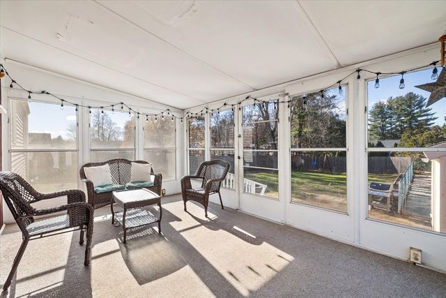 323 Southwick Rd, Westfield, MA 01085