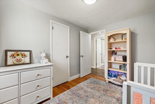 323 Southwick Rd, Westfield, MA 01085