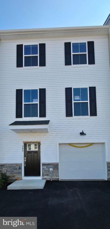 242 TALUCCI DR, Downingtown, PA 19335