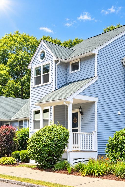 8 Bucky Dr 8, Bellingham, MA 02019