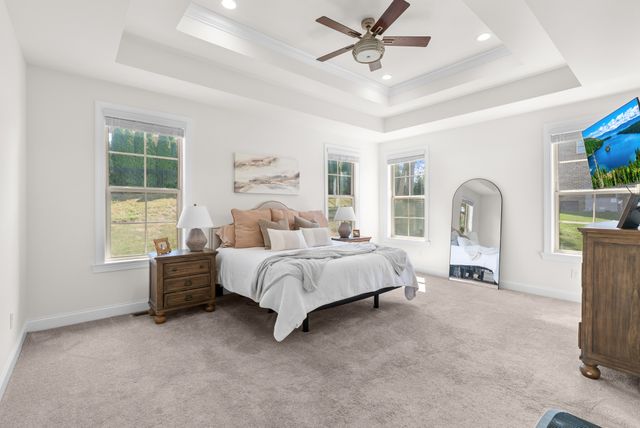 1032 Luxborough Dr, Hendersonville, TN 37075