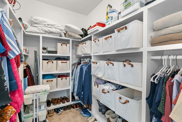 1032 Luxborough Dr, Hendersonville, TN 37075