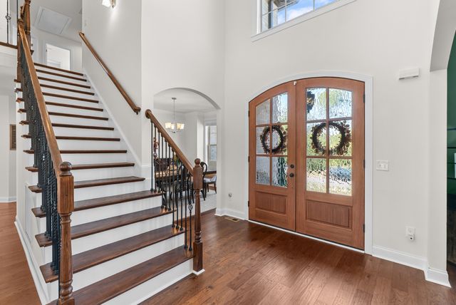 1032 Luxborough Dr, Hendersonville, TN 37075