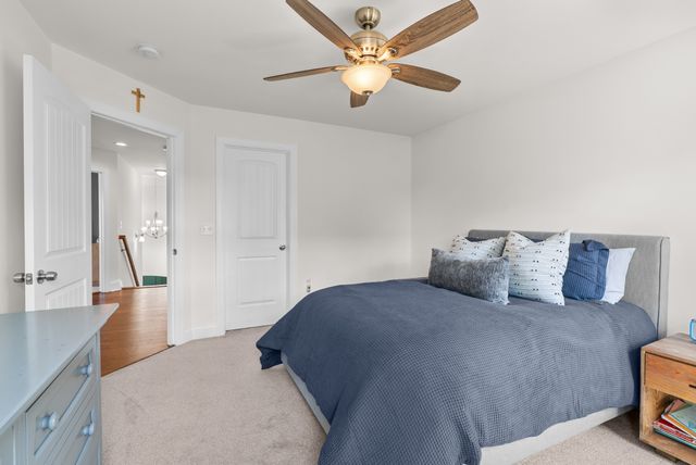 1032 Luxborough Dr, Hendersonville, TN 37075