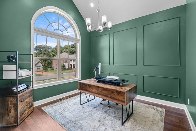 1032 Luxborough Dr, Hendersonville, TN 37075