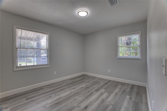 102 AMIGOS ROAD, Debary, FL 32713