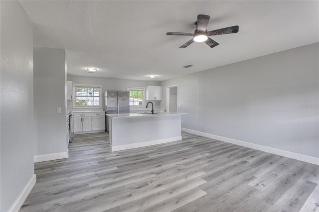 102 AMIGOS ROAD, Debary, FL 32713