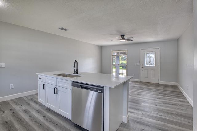 102 AMIGOS ROAD, Debary, FL 32713