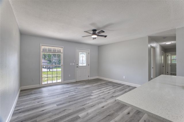 102 AMIGOS ROAD, Debary, FL 32713