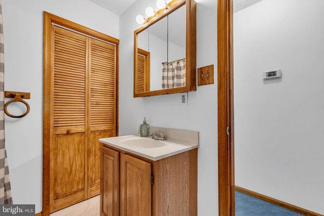 32 WILLIAMS AVE, Deptford, NJ 08096