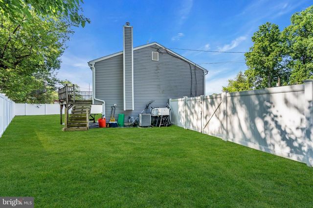 32 WILLIAMS AVE, Deptford, NJ 08096