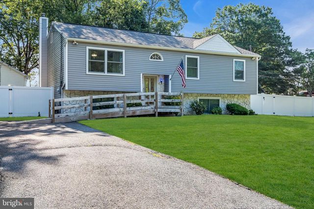 32 WILLIAMS AVE, Deptford, NJ 08096