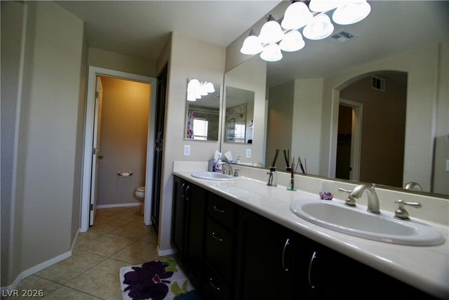 820 CANTERRA Street 2052, Las Vegas, NV 89138