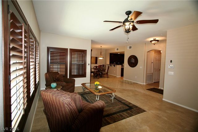 820 CANTERRA Street 2052, Las Vegas, NV 89138