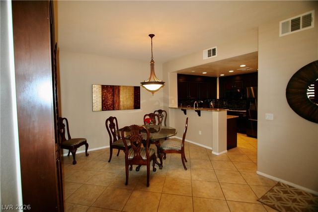 820 CANTERRA Street 2052, Las Vegas, NV 89138