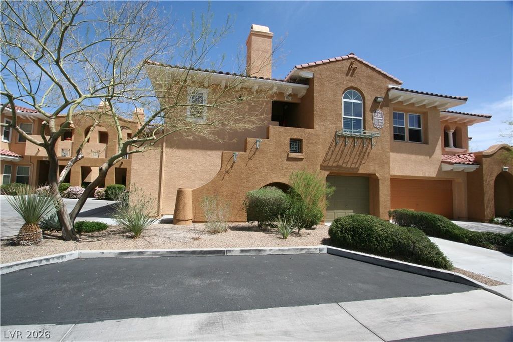 820 CANTERRA Street 2052, Las Vegas, NV 89138