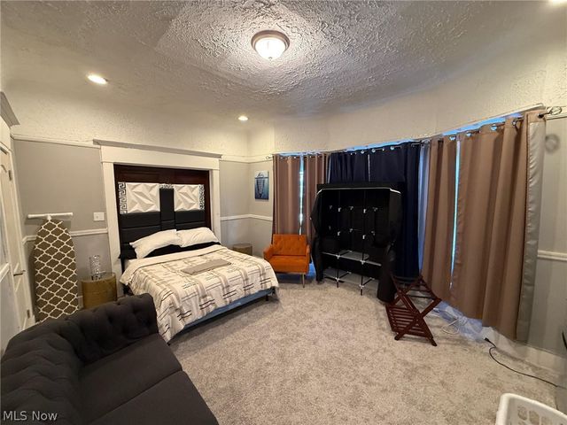 1827 Idlewood Avenue, East Cleveland, OH 44112