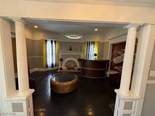 1827 Idlewood Avenue, East Cleveland, OH 44112